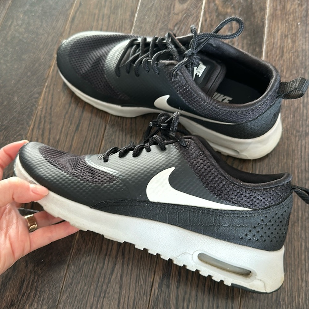 Nike Air Max Thea Sneakers